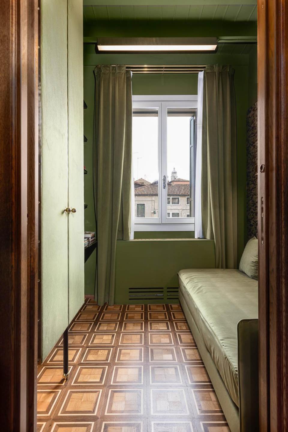 Dimora San Trovaso Enchanting Four-bedrooms Venezia